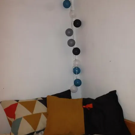 Jour De Peuf Apartment